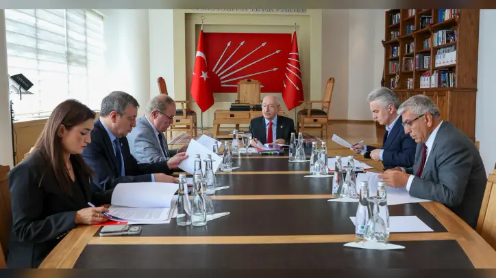 CHP Ekonomi Masası Acil Olarak Toplandı