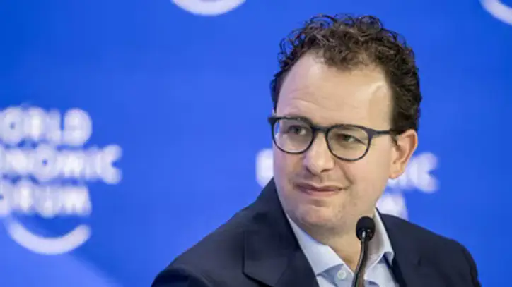 Anthropic CEO Dario Amodei called on artificial intelligence (AI) firms to slow down the development of the powerful technology, amid mounting worries over the risks of "superintelligent" computer systems. (AFP File)