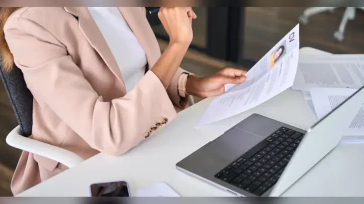 CV’de fotoğraf: Avantaj mı, risk mi?