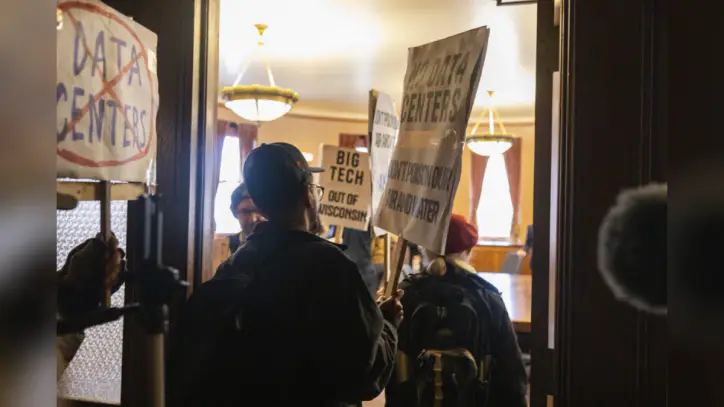 As data centers remain potent political issue, David Crowley offers plan to regulate artificial intelligence in Wisconsin
