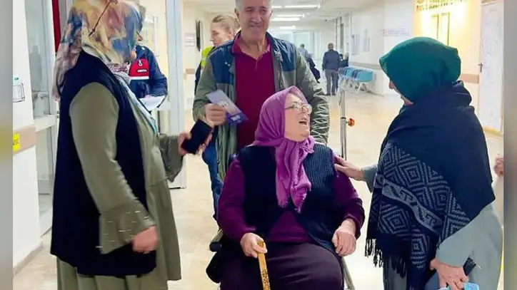 Dünya Yaşlılar Günü'nde sağlık bilgilendirmesi