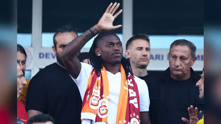 Dursun Özbek gözünü kararttı! Leao\'nun ardından yeni bir çilek transferi