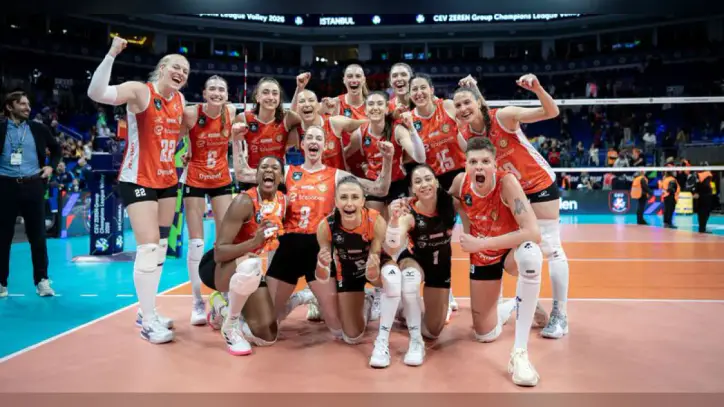 Eczacıbaşı Spor Kulübü'nün 60 yıllık mirası, yeni logosuyla sahaya taşınıyor!