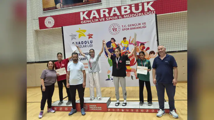 Elazığlı Zehra Ayza Çınar, Anadolu Yıldızlar Ligi Türkiye Şampiyonu Oldu