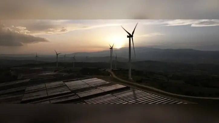Elektrik kurulu gücünde rüzgar ve güneşin payı 10 yılda katlanarak arttı