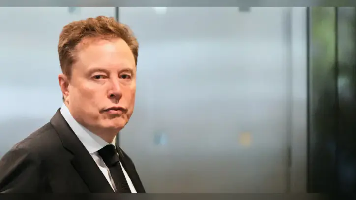 Elon Musk'tan "yapay zekanın insanlığı yok edebileceği" iddialarına esprili yanıt