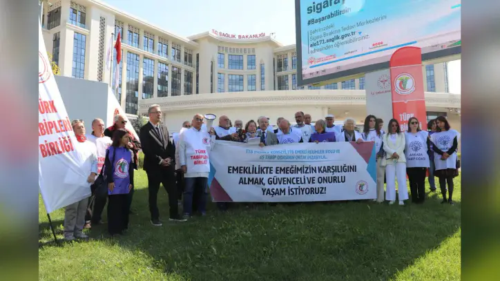 Emekli Hekimlerden Sağlık Bakanlığı Önünde Çağrı: Emeğimizin Karşılığını ve Onurlu Bir Yaşam İstiyoruz - BSHA