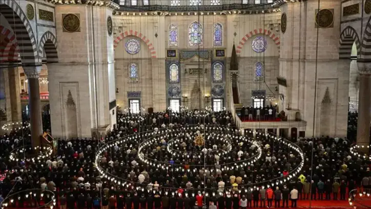 Erişim engelleri doruğa ulaştı, Diyanet'ten 'sosyal medya' hutbesi geldi