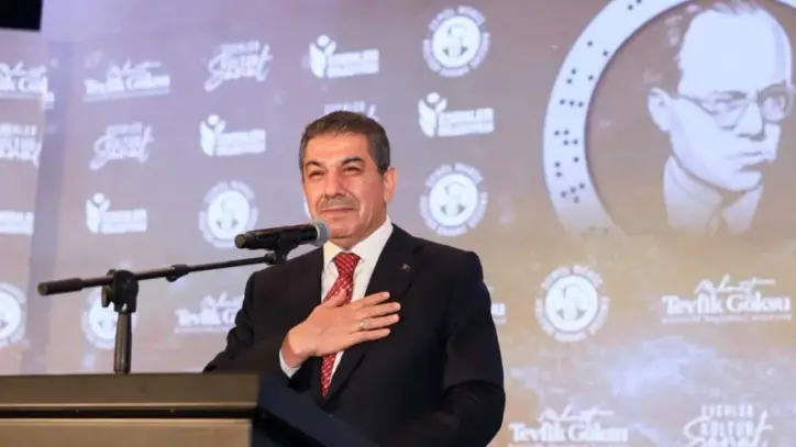 Esenler’de sezonun yeni adı: 'Sezai Karakoç'
