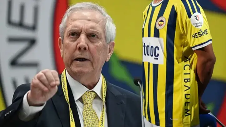Eski golcüden duygusal buluşma: Aziz Yıldırım'ın elini öptü, sosyal medyada o sözlerle paylaştı