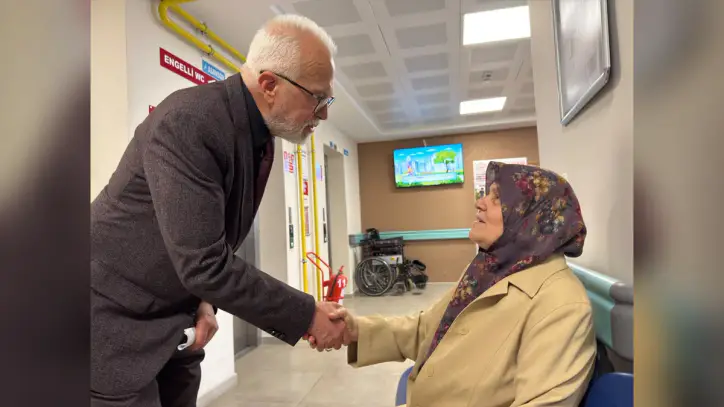 Eskişehir İl Sağlık Müdürü Bildirici, Deliklitaş'ta sağlık merkezini ziyaret etti
