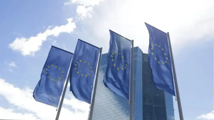 Euro Bölgesi özel sektör faaliyeti üç yılın zirvesinde