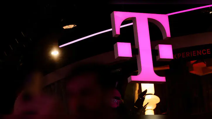 Europe’s biggest mobile operators in talks for satellite-to-mobile venture, Bloomberg News reports