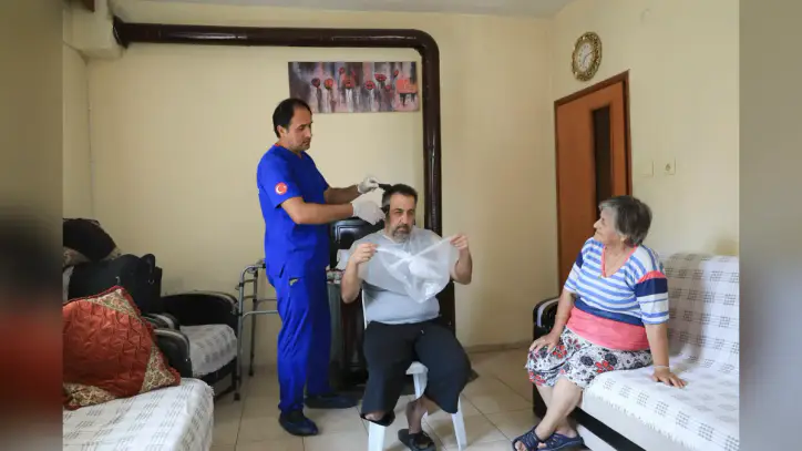 Evde sağlık ve bakım hizmetleri vatandaşın hayatına dokunuyor