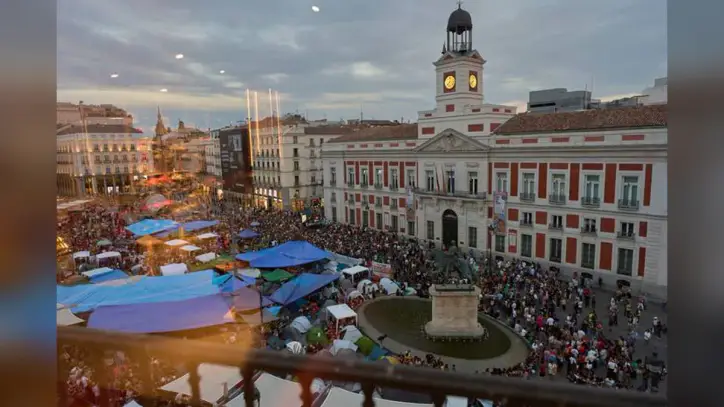 Eviction of 87-year-old sparks encampment protest in Madrid over housing crisis