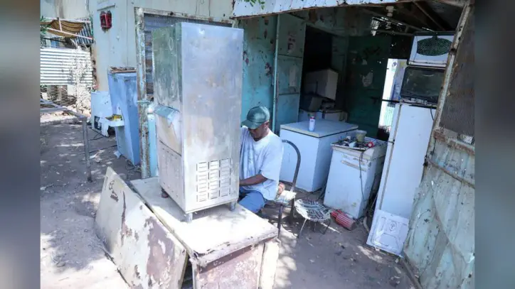 Extensive Power Cuts Hamper Life in Sudan