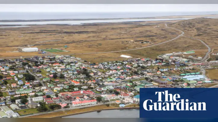 Falklands row shows urgent need to commit to 3% target, says Labour defence committee chair