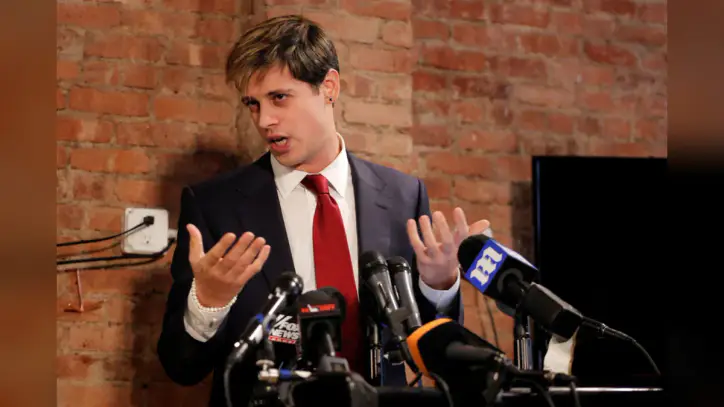 Far-right British provocateur Milo Yiannopoulos has been deported after his immigration arrest in U.S.