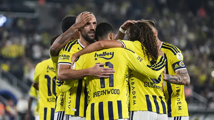 Samsunspor – Fenerbahçe maçında İsmail Kartal’dan sürpriz! İşte muhtemel 11’ler