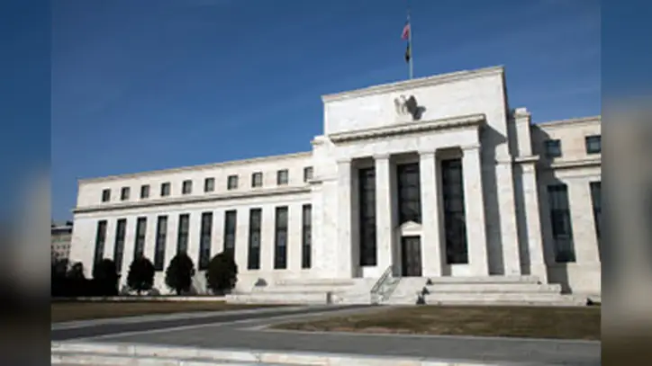 Fed Meets Amid Uncertainty Over Oil, AI and Inflation