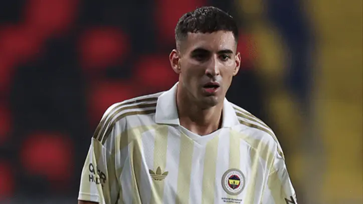 Fenerbahçe açıkladı! Mert Müldür ameliyat oldu