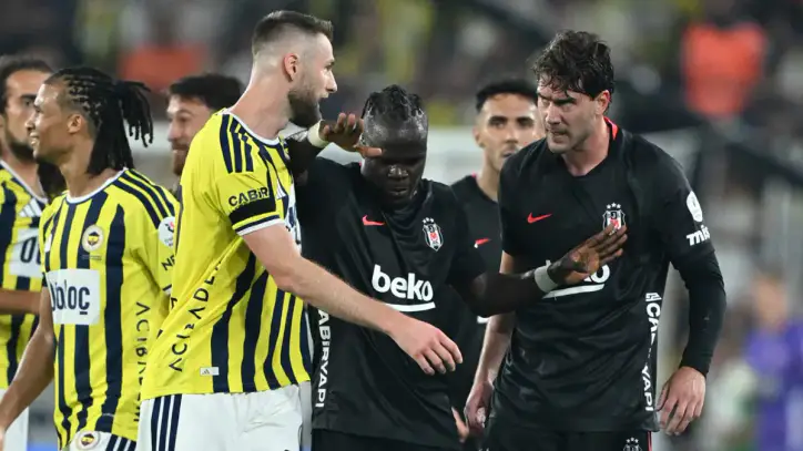 Fenerbahçe - Beşiktaş derbisi için dikkat çeken iddia: Skriniar'ın hareketi Vlahovic'in cezasına indirim getirebilir