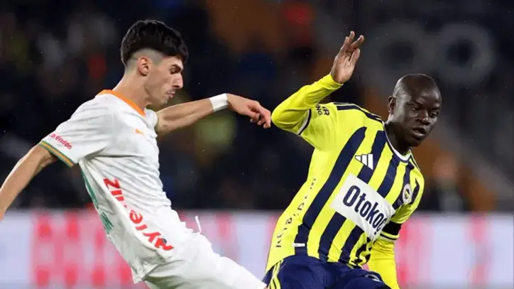 Fenerbahçe yıldızlarıyla kazandı! Sarı-lacivertli ekip derbi öncesi hata yapmadı
