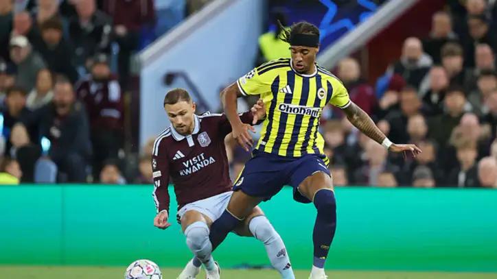 Fenerbahçe, İngiltere’den eli boş döndü! Kanarya, Aston Villa’ya 6-0 kaybetti...
