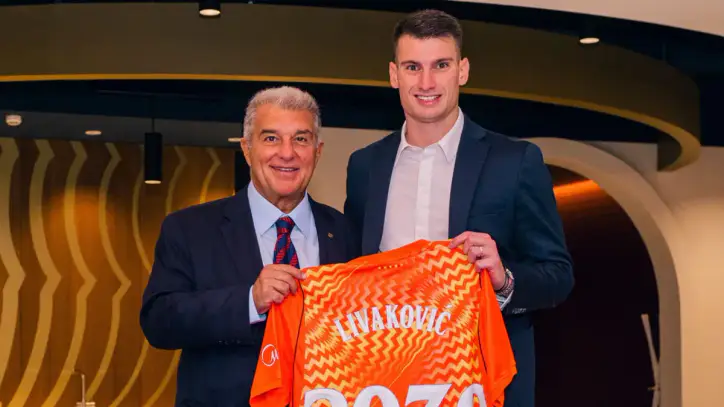Fenerbahçe'de ayrılık: Dominik Livakovic resmen Barcelona'da