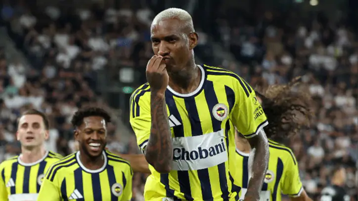 Fenerbahçe’de ayrılık gelişmesi! Talisca’dan tepki: İnsanlar, kullanılıp kenara atılacak nesneler değil