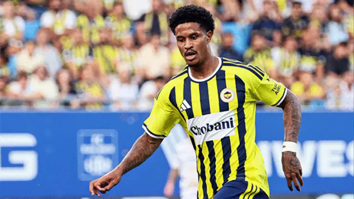 Fenerbahçe'de Jayden Oosterwolde sürprizi! Yeniden devreye girdiler
