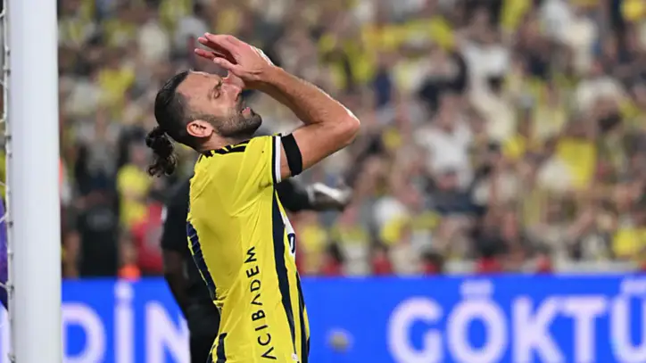 Fenerbahçe'de tarihi şampiyonluk alarmı! Can sıkan detay ortaya çıktı…