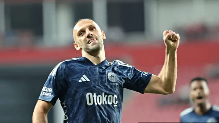Fenerbahçe'de Vedat Muriqi fırtınası! Gollerine devam etti