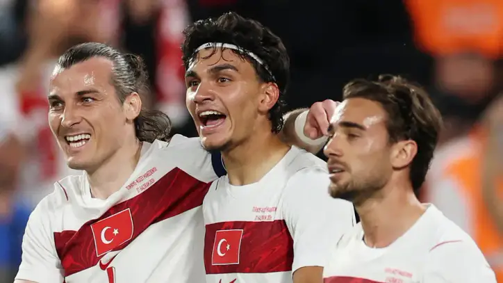 Fenerbahçe'den Can Uzun bombası | Sporun manşetleri | NTVSpor