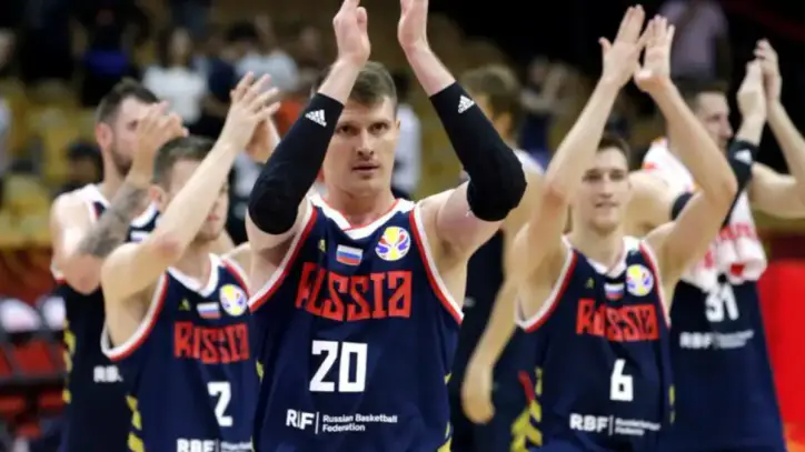 FIBA açıkladı: Rus ve Belaruslu oyuncuların kısıtlamaları kaldırıldı!
