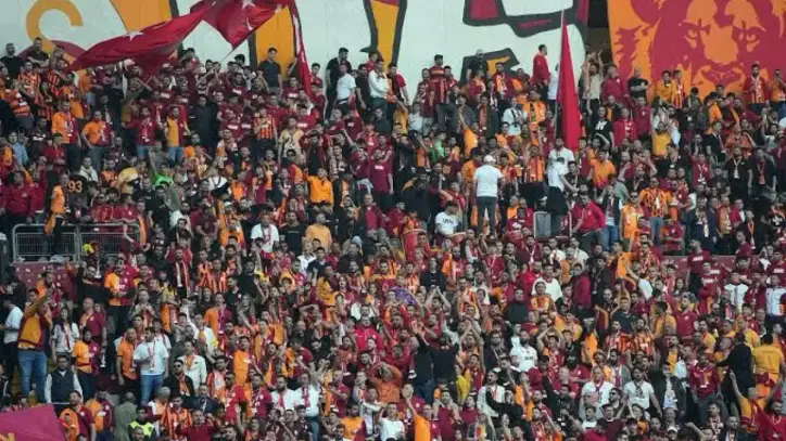 Galatasaray - Barcelona maçı başlamadan tarihe geçti! Rakam dudak uçuklattı