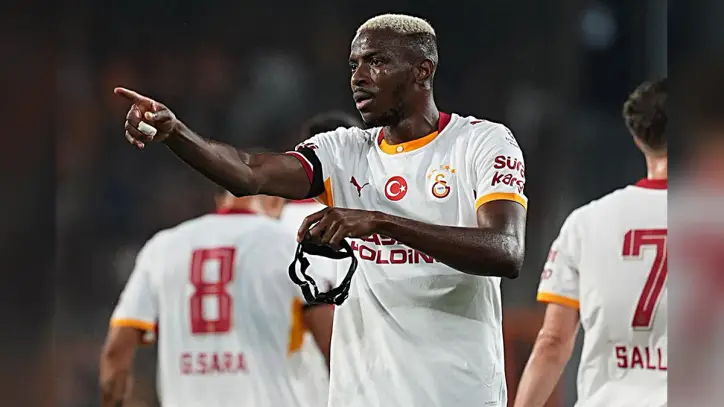 Galatasaray'a 4 gollü yenilgi sonrası müjdeli haber Osimhen'den geldi