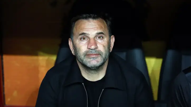 Galatasaray’a Başakşehir maçı öncesi kötü haber! Forma giyemeyebilir…