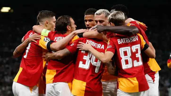 Galatasaray'da ipler gerildi! Yıldız oyuncu bavulunu topladı…