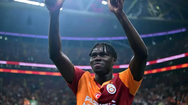Galatasaray'a Wilfred Singo müjdesi! Takımla birlikte çalışmalara başladı