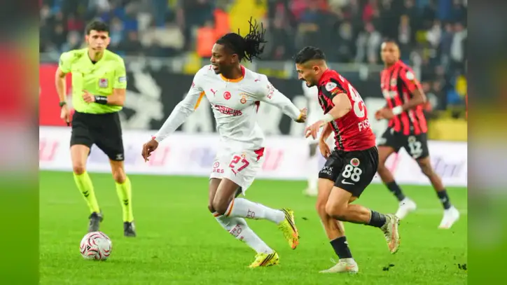 Leao'nun sağlık durumuna dair Galatasaray'dan açıklama - Evrensel