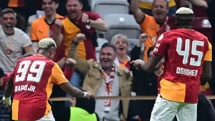 Galatasaray'ın galibiyeti İspanya basınında: 'Barcelona titriyor | Üstelik Osimhen de döndü!'