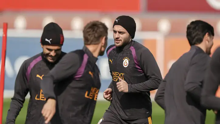 Galatasaray, Lille maçı kamp kadrosunu açıkladı! - ASpor