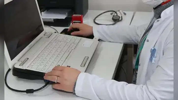 Genel Sağlık-İş 'dayatma' diyerek sisteme tepki gösterdi: Sağlık hizmetinin niteliğini tehlikeye atıyor