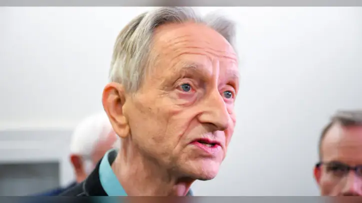 ‘Godfather of AI’ warns Congress has ‘maybe a year’ left to regulate AI