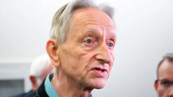 ‘Godfather of AI’ warns Congress has ‘maybe a year’ left to regulate AI