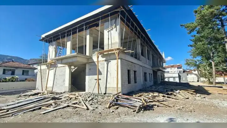 Göynücek'te sağlık merkezinin inşaatı sürüyor