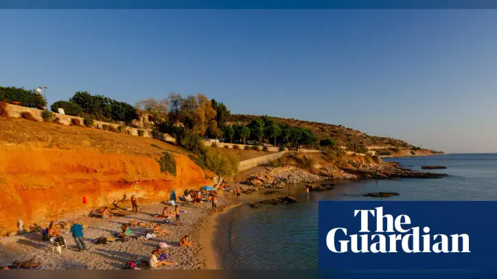Greek police investigate death of 82-year-old man after beach brawl over sunlounger