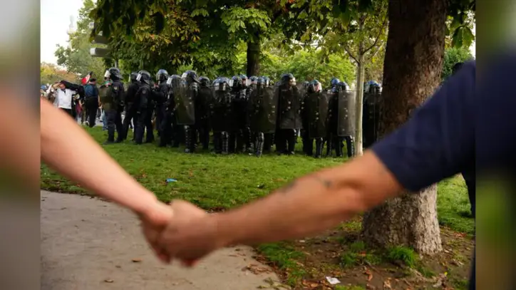 Gruesome injuries throw spotlight on France's policing of high school protests