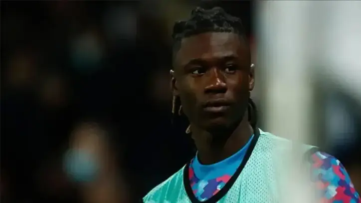 <p>GÜNÜN SPOR MANŞETLERİ | "VARSA YOKSA CAMAVİNGA", "AÇILIN KARTAL GELİYOR", "FOFANA HAREKATI"</p>